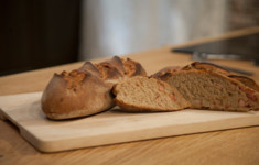 Ржаной хлеб с грудинкой