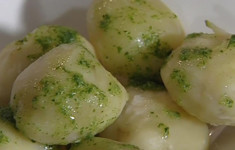 Картофель с зелёным маслом