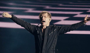 Создайте настроение с хитами на «Ля-минор ТВ»