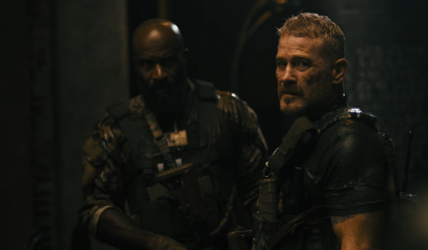 Хищник: Миссия «Осирис»